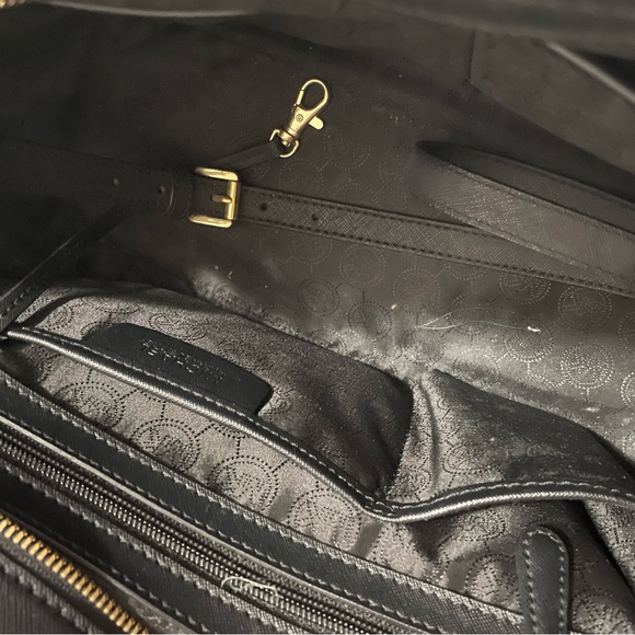 🏷️ FINAL SALE • [Michael Kors] Black Selma Satchel - Picture 11 of 11